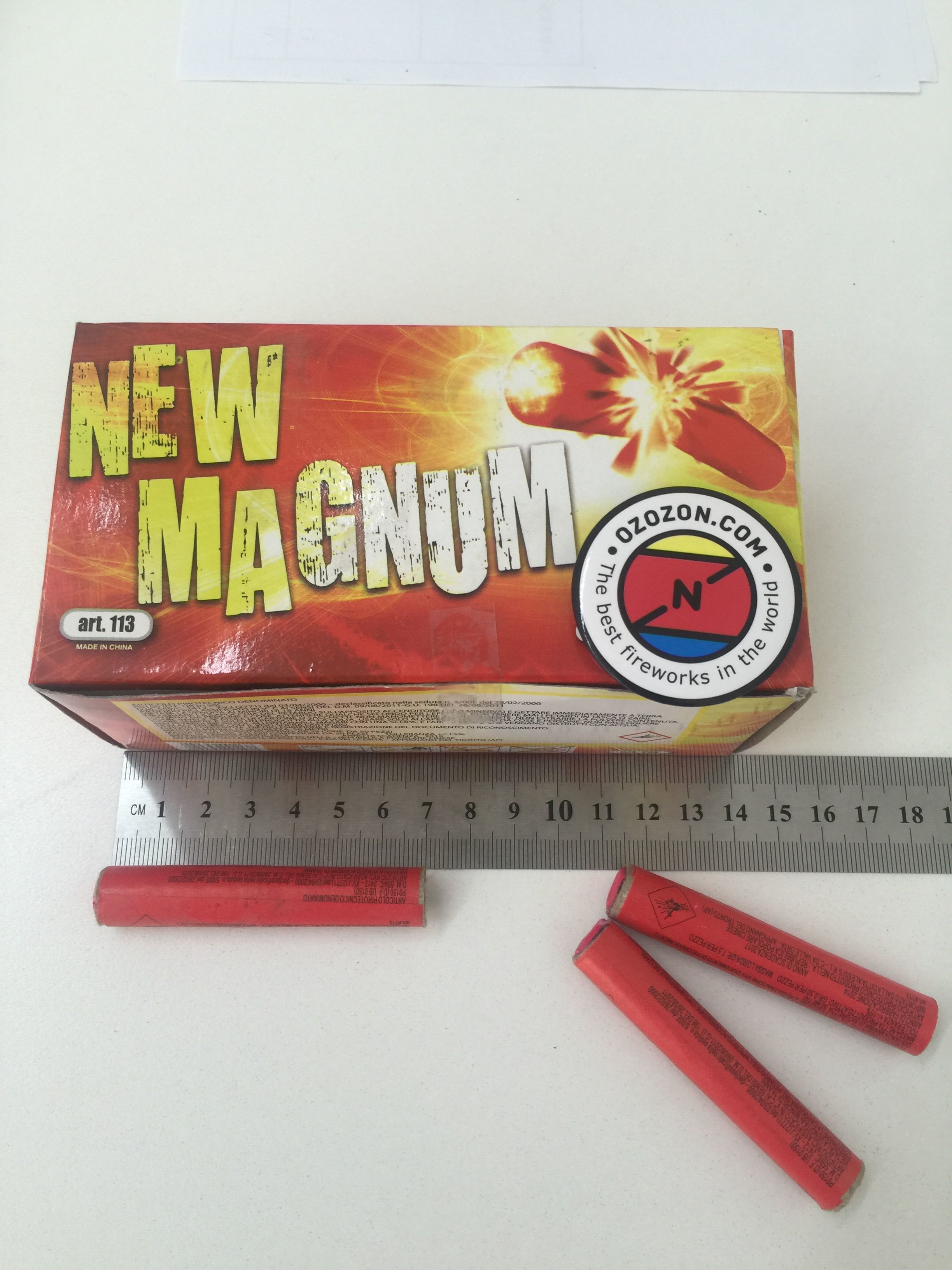 FIRECRACKERS Exquisite No.4 One Bang Firecrackers Without Fuse