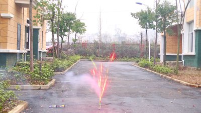 #14307 Fountains 1.5m, 20s (Fuse)