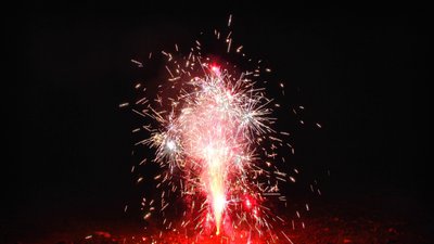 #15391 Conical fountain 11" 4.0m, 45s (Fuse)