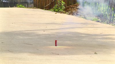 #16592 FIRECRACKERS Firecrackers with big sound