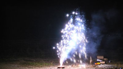 #17032 Fountains 2.5m, 6s (Fuse)