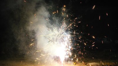 #15292 Fountains 1.5m, 40s (Fuse)