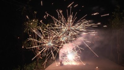 #15279 Fountains 4.0m, 75s (Fuse)