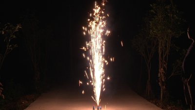 #15388 Conical fountain 4" 3.0m, 25s (Fuse)