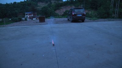 #8345 FIRECRACKERS N8 FT 1008 fuse cracker