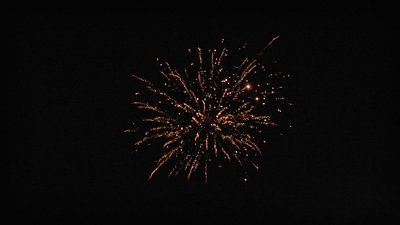 #22637 Festival balls 1.75" 24 bombes