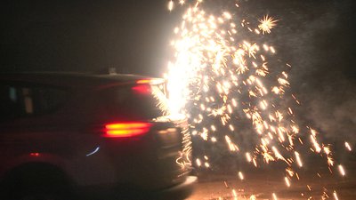 #17601 Conical fountain 13" 2.5m, 60s (Mèche)