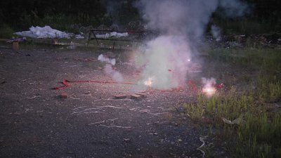 #23496 BUNCH OF FIRECRACKERS 2000 firecrackers in the bunch