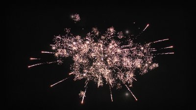 #24473 Bombas de festival1.75"/5.0" 6 bolas