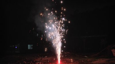 #24716 Conical fountain 3" 1.0m, 15s (Mecha)