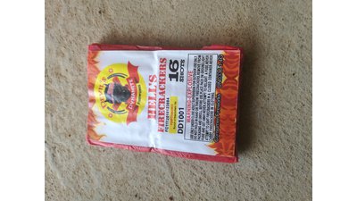 #23861 BUNCH OF FIRECRACKERS Bunch of firecrackers