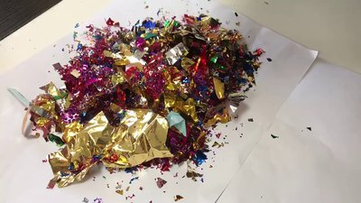 #25227 colorfull confetti 30CM，metallic paper ，like a garbage