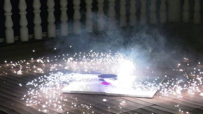 #25557 silver spinner