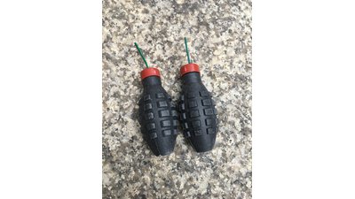 #26127 Петарды grenade  with fuse and effect is bang