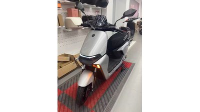 #28577 M95C electric motorcycle (Grey)