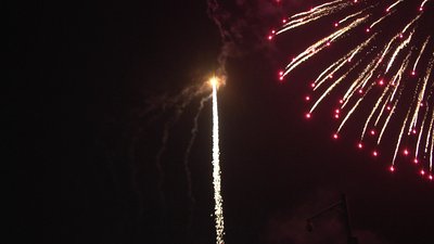 #7415 Roman Candles 1.2" 8 shots