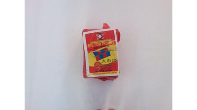 #8222 FIRECRACKERS Big  Tom Thumbs