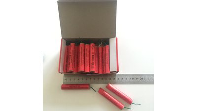 #15784 FIRECRACKERS No.4 One Bang Firecrackers With Fuse&With Paper.