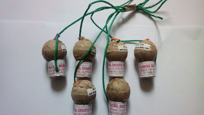 #8375 Festival balls 1.5" 6 bombes