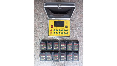 #13680 48 channels 300M remote firing system (DBR01-X4-48 new)