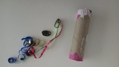 #17126 Popper toys with long color ribbon