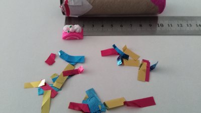 #17135 Popper toys with surprise (Small cylinder)