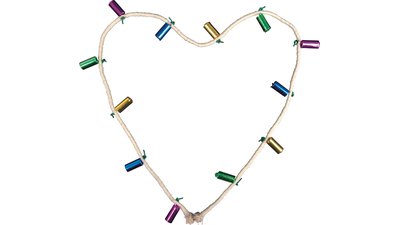 #13915 FIRECRACKERS effect: continue bang.   15 minuts or 30 minuts one bang. extrude the brids from the farm.