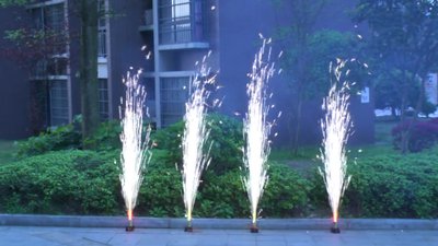 #8355 Fountains 2.5m, 40s (Fuse)