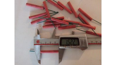 #8231 FIRECRACKERS N2 whise Fuse